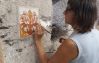 Ornementation à la fresco en cours devant public à l'occasion des journées du patrimoines 2018.